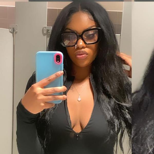 Deja Hood