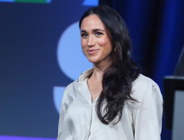 is said to be scrambling after the launch of her forthcoming podcast with Lemo<em></em>nada Media was reportedly pushed back to next year.