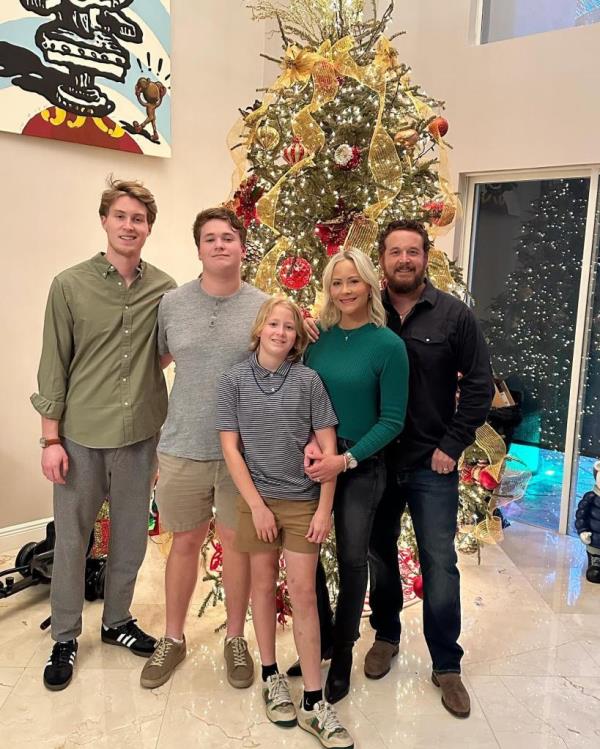Cole Hauser and his family during Christmas time