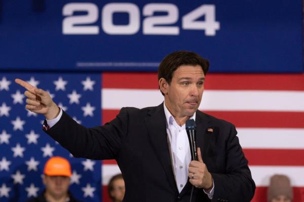  Ron DeSantis speaks at a campaign event in Davenport, Iowa, on January 13, 2024.