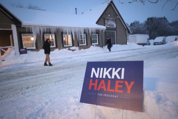 Icicles hang from the roof as people arrive for a campaign event held by Republican presidential candidate former U.N. Ambassador Nikki Haley at the Thunder Bay Grille on January 13, 2024 in Davenport, Iowa