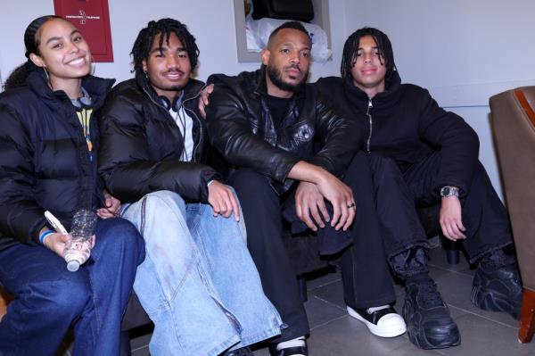 Actor and comedian Marlon Wayans revealed Saturday that his eldest child has come out as transgender. 