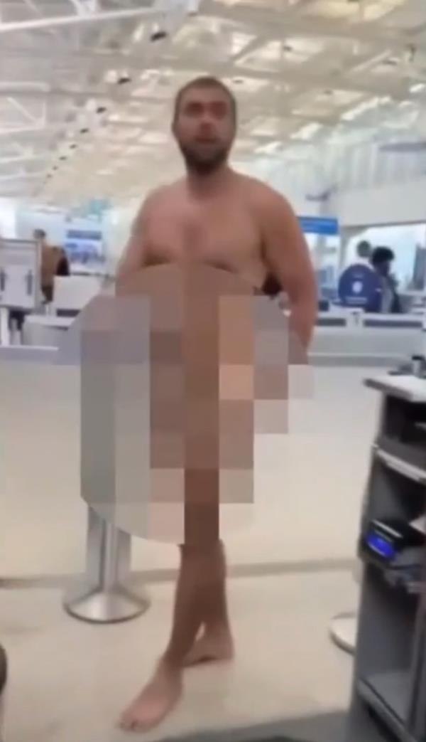 Martin Evtimov was caught walking around naked at the Fort Lauderdale-Hollywood Internatio<em></em>nal Airport on Monday.