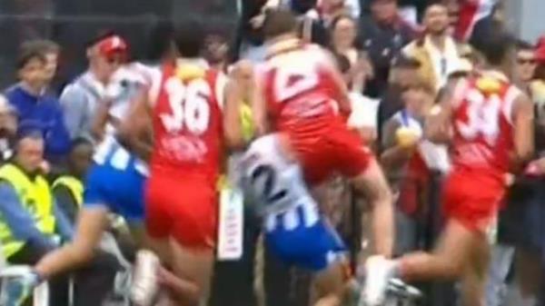 Jimmy Webster (St Kilda’s No. 29) was airborne as he made high co<em></em>ntact with Jy Simpkin. Channel 9