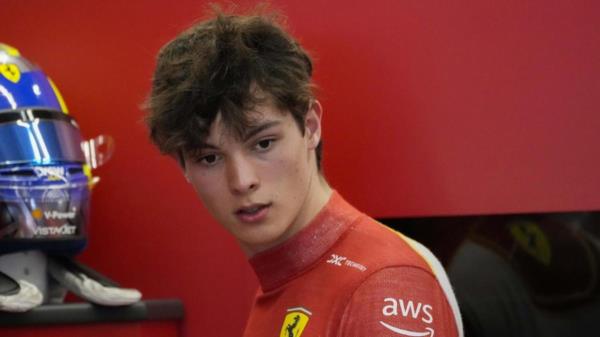 维斯塔潘称赞F1赛道上的“不可思议的”新人