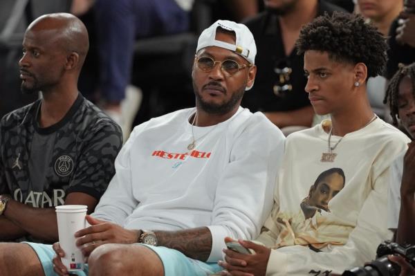 Carmelo Anthony, who attended the U.S. men's basketball team's games at the Olympics, explained why he didn't resign with the Knicks on his podcast.