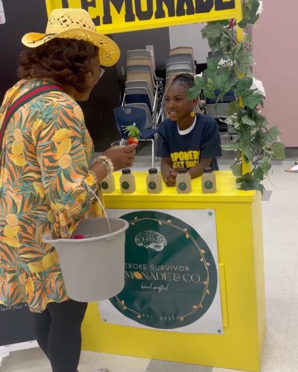 Hartsfield is seen selling her pre-bottled drinks as part of her hit business.