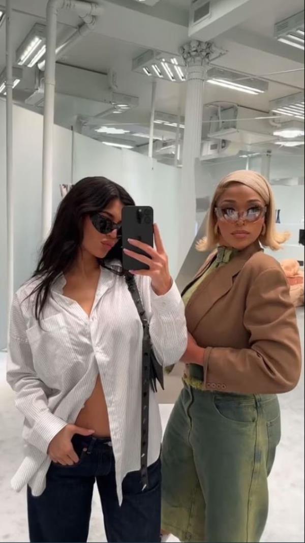 Kylie’s new era is upon us and it suits her (Picture: @kyliejenner, Instagram)