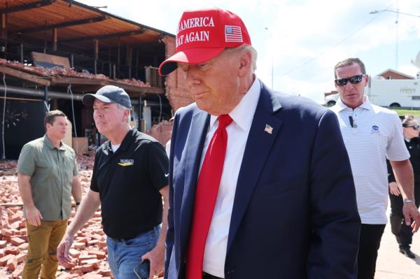 Do<em></em>nald Trump