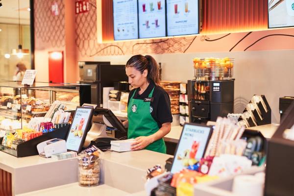 从墨西哥的一家披萨店到充斥欧洲的快餐：Alsea正以每年100家新店的速度增长