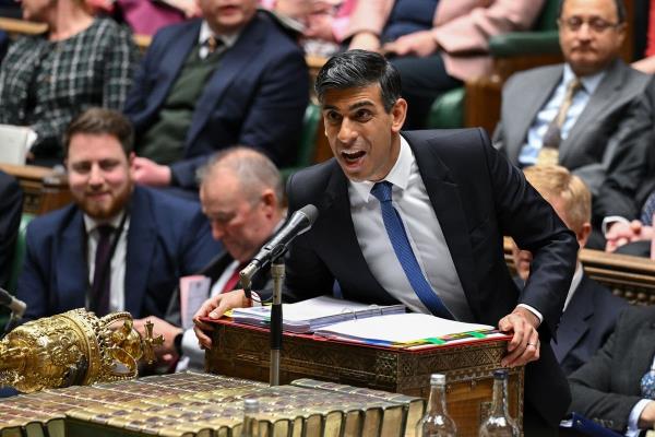 卢旺达法案：Rishi Sunak在下议院赢得关键投票，保守党的叛乱失败