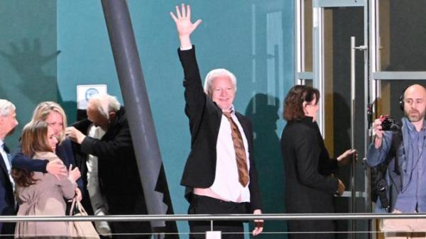 CANBERRA, AUSTRALIA - NewsWire Photos - JUNE 26, 2024: Australian WikiLeaks founder Julian Assange arrives back on Australian soil in Canberra havin<em></em>g signed a plea deal with the United States in Saipan following his detention in Belmarsh maximum security prison for almost 2000 days while fighting extradition to the US. Picture: NewsWire / Martin Ollman