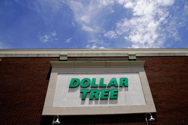 Dollar Tree signage