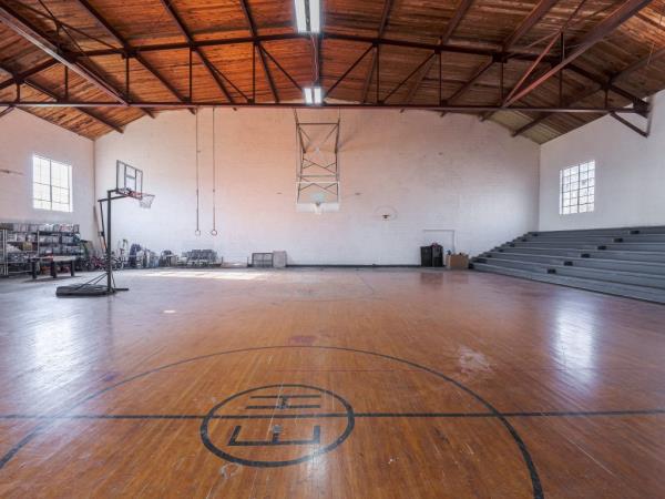 wilkinson high school basketball house