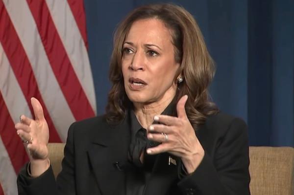 Minnesota Gov. Tim Walz and Vice President Kamala Harris are interviewed by CNN's Dana Bash Savannah, Georgia, on August 29, 2024.