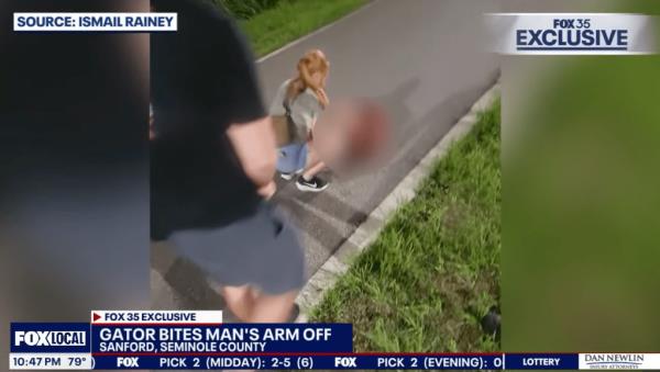 The homeless man managed to drag himself out of the water, but collapsed on a nearby road -- wher<em></em>e a couple of good Samaritans rushed to his rescue.