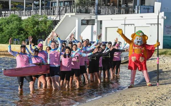 The Roy Hill, Atlas and HanRoy teams have been training hard in preparation for the regatta for Telethon.</p>

<p>　　