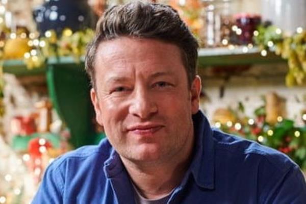 杰米·奥利弗（Jamie Oliver）在冒犯澳大利亚土著居民后撤回了儿童读物