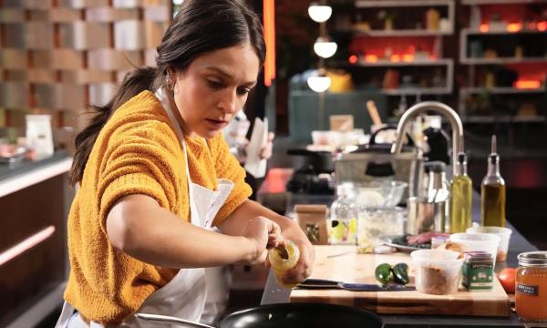 阿拉巴马州厨师戈登？拉姆齐(Gordon Ramsay)在《厨艺大师》(MasterChef)节目中大获全胜：“干得好!
