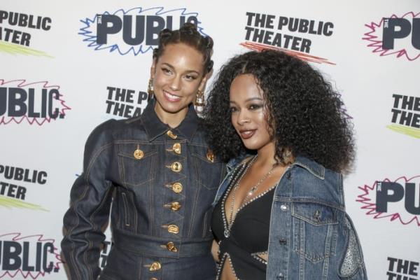 艾丽西亚？凯斯(Alicia Keys)的半自传式舞台音乐剧《地狱厨房》(Hell’s Kitchen)将于春季登陆百老汇