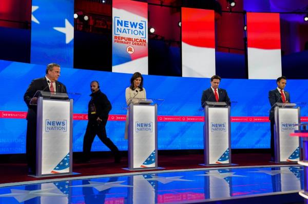 “tusca输家”：吉米·坎摩尔拿阿拉巴马州共和党总统辩论开玩笑