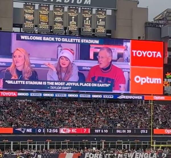Taylor Swift looked a bit put out when she was booed at the Chiefs' recent games. Credits: X/@DonnieMexico17