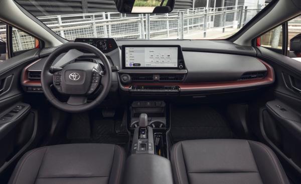 2023 ho<em></em>nda accord touring 2023 toyota prius limited